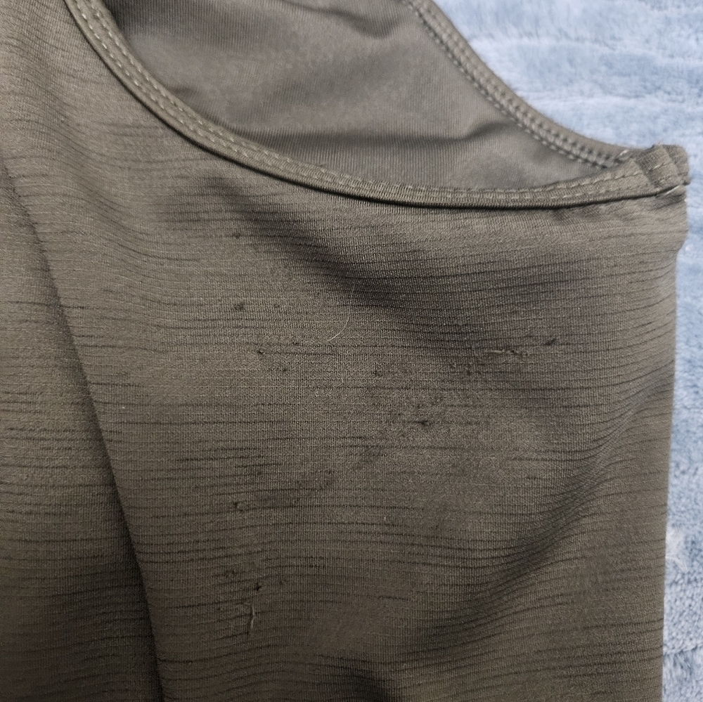 All In Motion Olive Green Sleeveless Crop Top W/built In Bra! - Picture 3 of 7